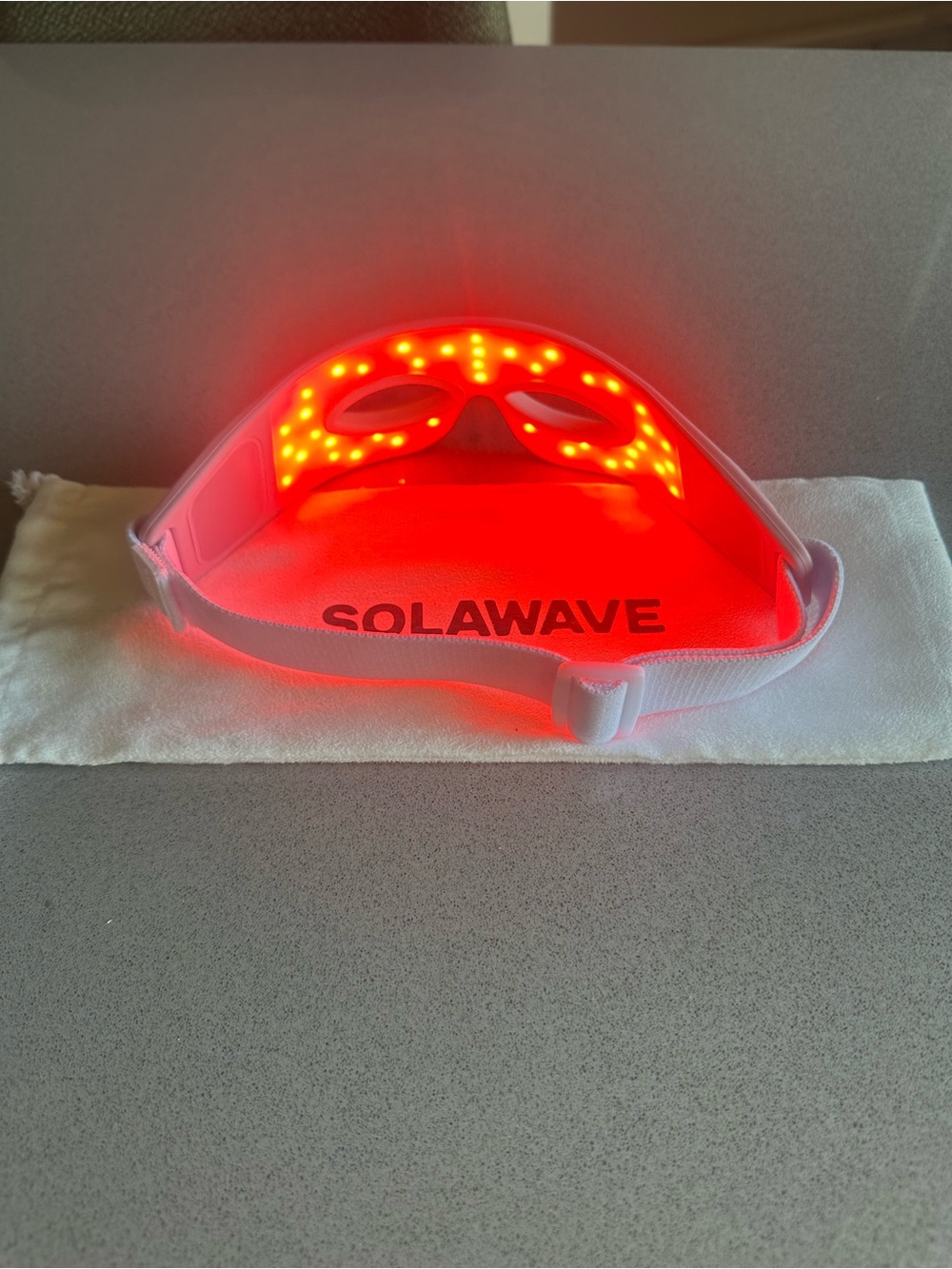 Solawave Red LED Eye Mask